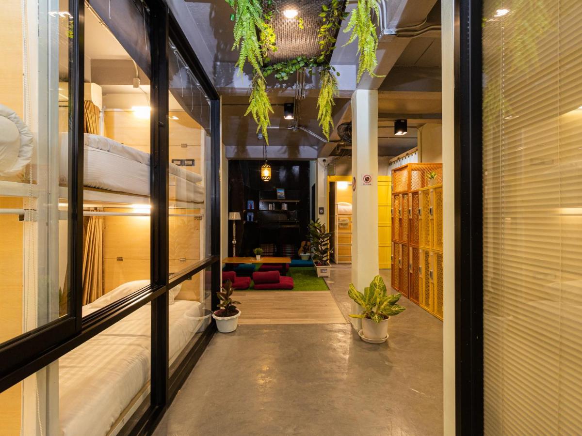 Khao San Social Capsule Hostel 曼谷 外观 照片