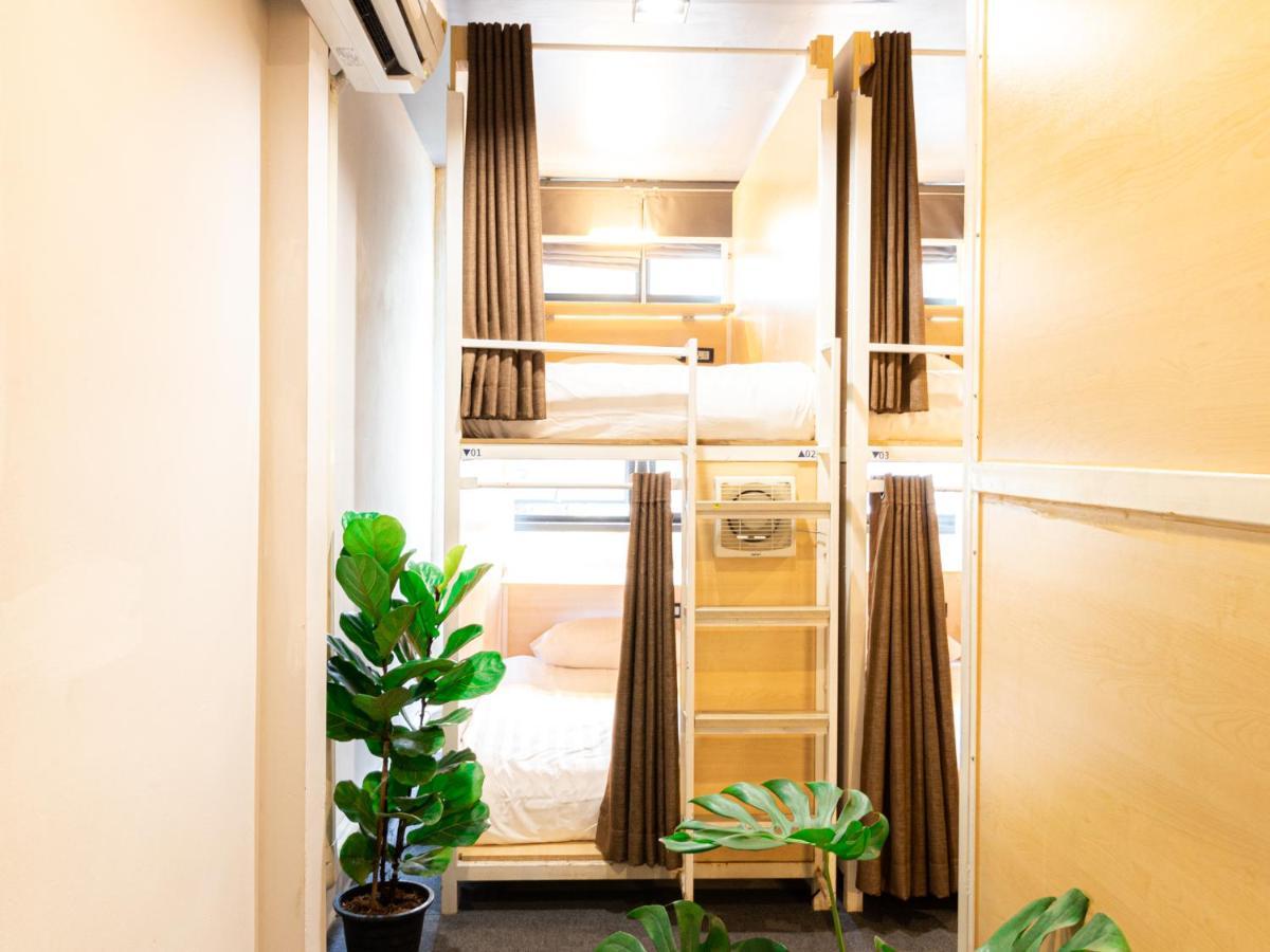 Khao San Social Capsule Hostel 曼谷 外观 照片