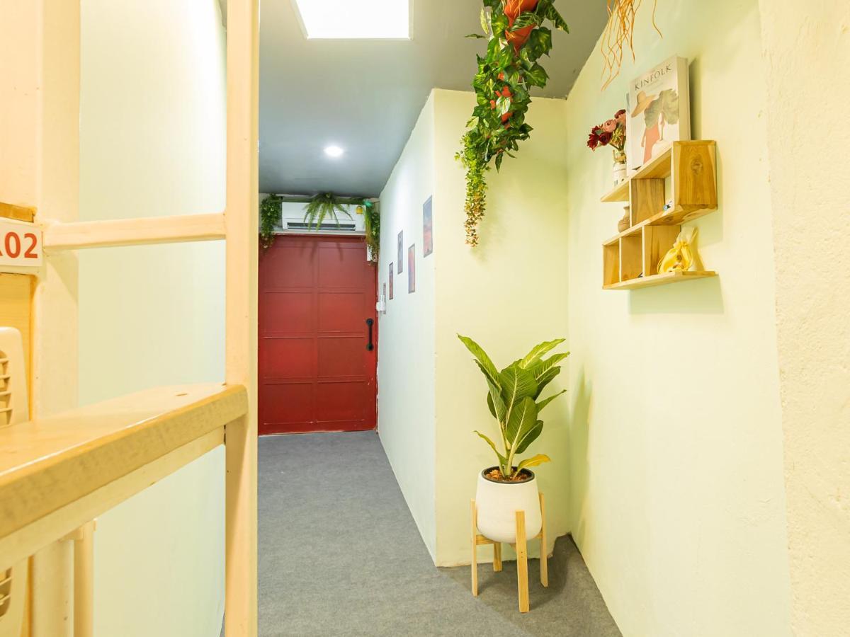 Khao San Social Capsule Hostel 曼谷 外观 照片