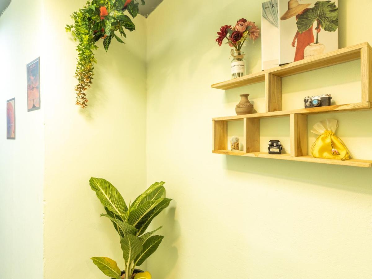 Khao San Social Capsule Hostel 曼谷 外观 照片